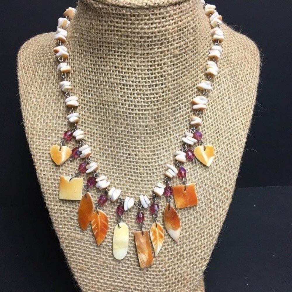 MOP Necklace Golden Shell Transluscent Purple Bead Leaf Heart Oval Retro BoHo